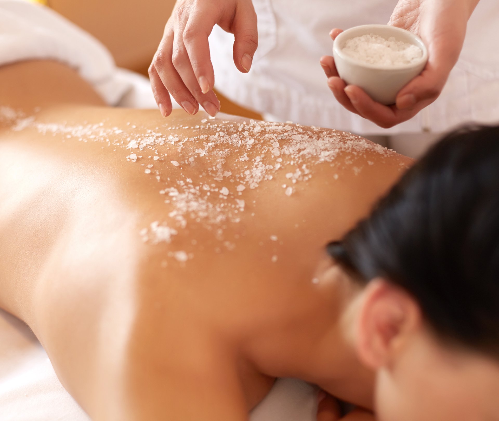 حجز جلسة إزالة البقع من الجسم